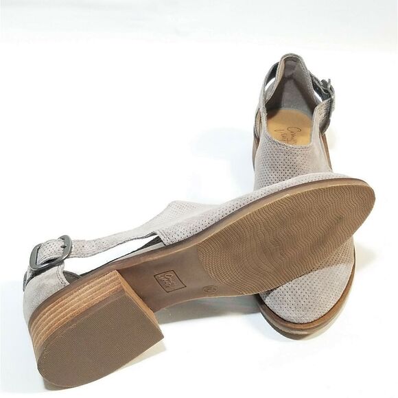 Crown Vintage.  - Picture 4 of 8